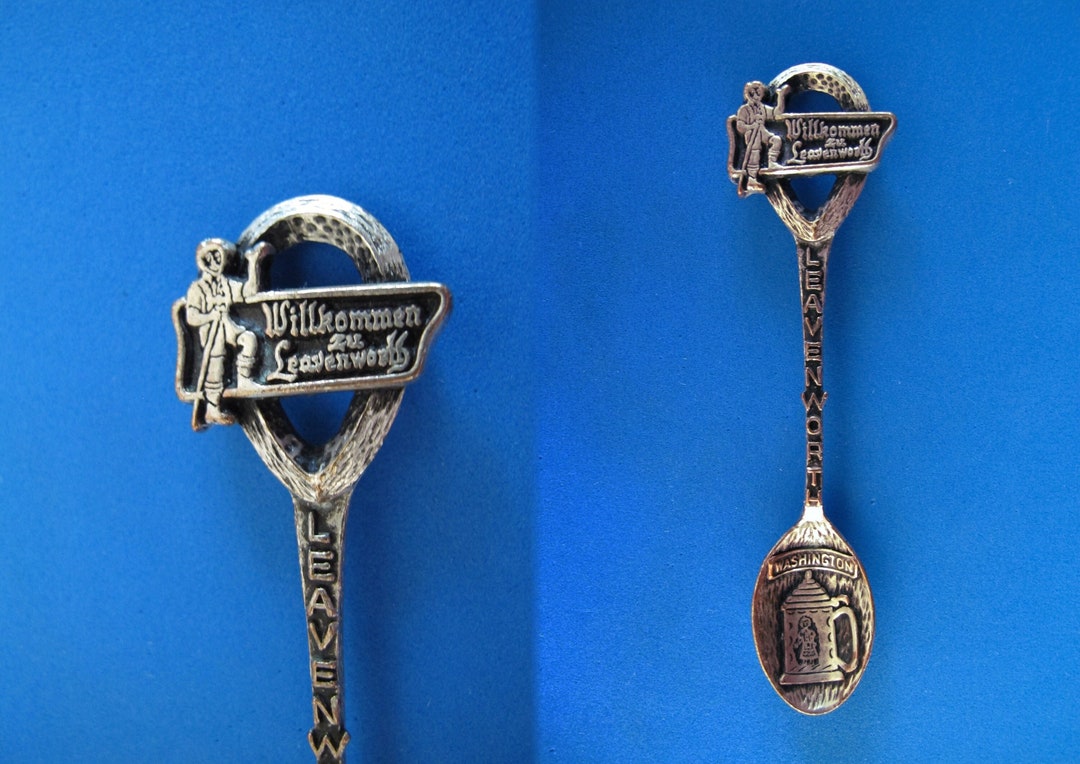 LEAVENWORTH WASHINGTON Souvenir Collector Spoon Vintage Collectible