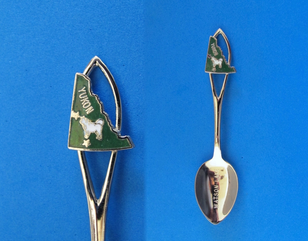 WATSON LAKE YUKON Souvenir Collector Spoon Vintage Collectible Canada