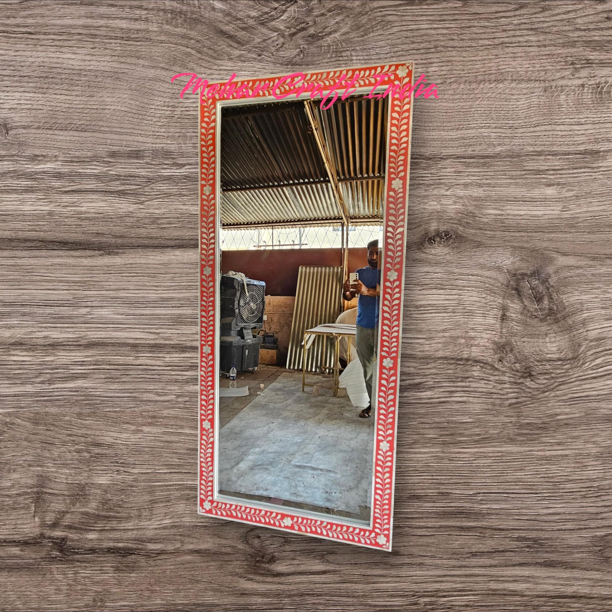 手作りの骨象嵌ミラーフレーム：ボヘミアン風壁飾り - Etsy 日本