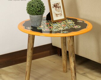 Hand-Painted Round Coffee Table: Floral Accent Furniture