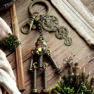 Handmade Steampunk Keyring | Upcycled Vintage Watch Parts | Industrial Keychain | Unique Gift | Mileshkina Design