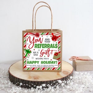 Kerstpop door cadeaukaartjes, verwijzingen zijn een geschenkmarketing, klantwaardering, verzekeringsagent, makelaar onroerend goed, gezondheidszorg, afdrukbaar