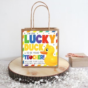 Gummiente Geschenkanhänger, eine glückliche Ente, Ihr Lehrer zu sein, druckbare Geschenkanhänger für Schüler, Willkommen zurück in der ersten Schultag bearbeitbare Vorlage