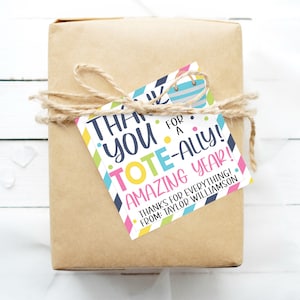 Étiquette-cadeau de sac fourre-tout, Merci pour une année incroyable, Thème de plage imprimable modifiable, Enseignants, Fin d'école, Modèle PTA de prise de force