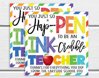 Könnte beinhalten: Eine bunte Karte mit dem Text "You just so hap-pen to be an ink-credible teacher!" mit einem roten Apfel und Sternen. Die Karte hat einen regenbogenfarbenen gestreiften Hintergrund und den Text "Thanks for everything you do! From: The Lakeside School PTO".