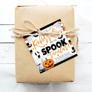 ハロウィーン紹介ギフトタグ、あなたの紹介はとても怖いです、クライアントへの感謝、キャンディコーン、ポップバイマーケティング編集可能印刷可能