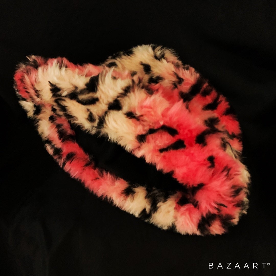 Pink Leopard Print Faux Fur Fluffy Plush Festival Statement Winter Bucket Hat Accessories | Pink Leopard Print Faux Fur Fluffy Plush  main image 3