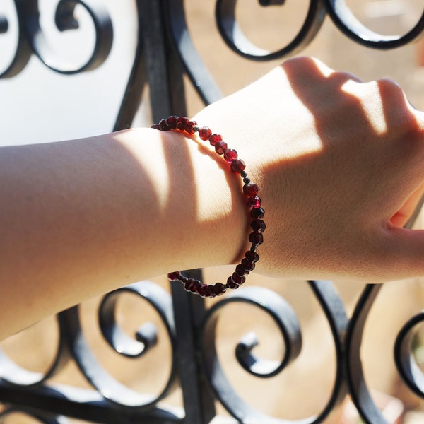 Garnet Women's Bracelet, Garnet Jewelry Garnet Bracelet, Beaded Bracelet for Women, Jewelry Gifts for Her, Made in Tunisia