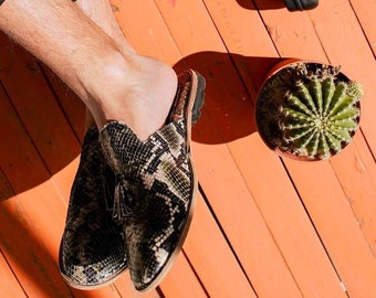 Python slipper in upcycled leather, unisex leather slipper, upcycled balgha for him & her, Tunisian shoe, recycled materials