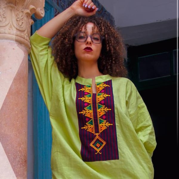 Djellaba femme, Jeba Avec Motifs Berbères, Robe Traditionnelle Verte Pistache Pour Femme, djalleba, gandoura, habillement traditionnel