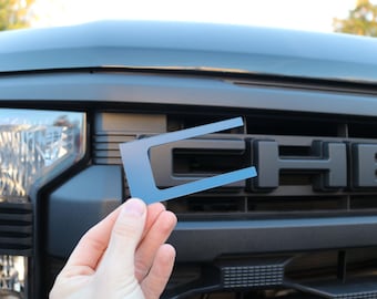 Letras de rejilla delantera de plástico ABS de 1/16" de espesor compatibles con Chevy Silverado 2022-2025, calcomanías de vinilo personalizadas, no delgadas