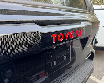 Insertos de letras para manija de portón trasero, compatibles con Toyota 4Runner 2025+ / Plástico ABS premium / Fabricado en EE. UU.