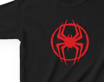 Camiseta juvenil con el logotipo del traje de araña de Miles Morales de Spider-Man Across the Spider-Verse