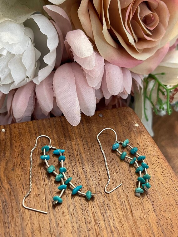 STUNNING Turquoise Chip Threader Earrings, Silver - image 3