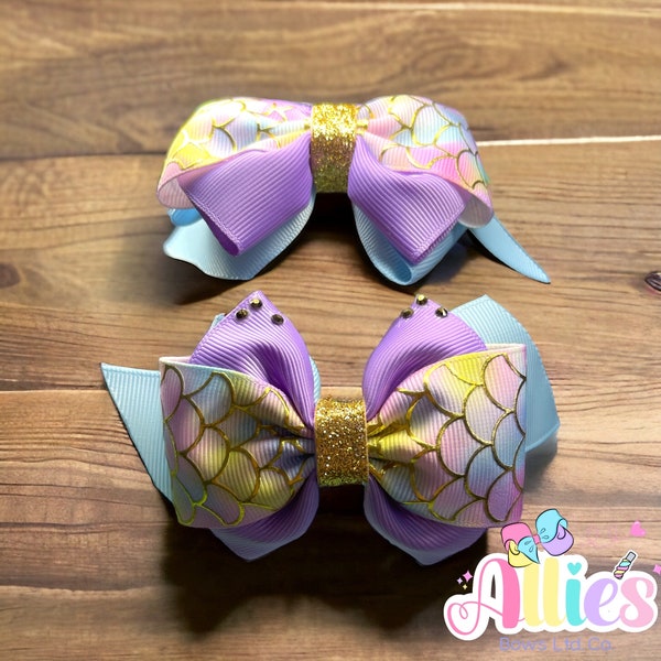 Beautiful colorful mermaid piggies hairbows, bows for girls, fancy bows.