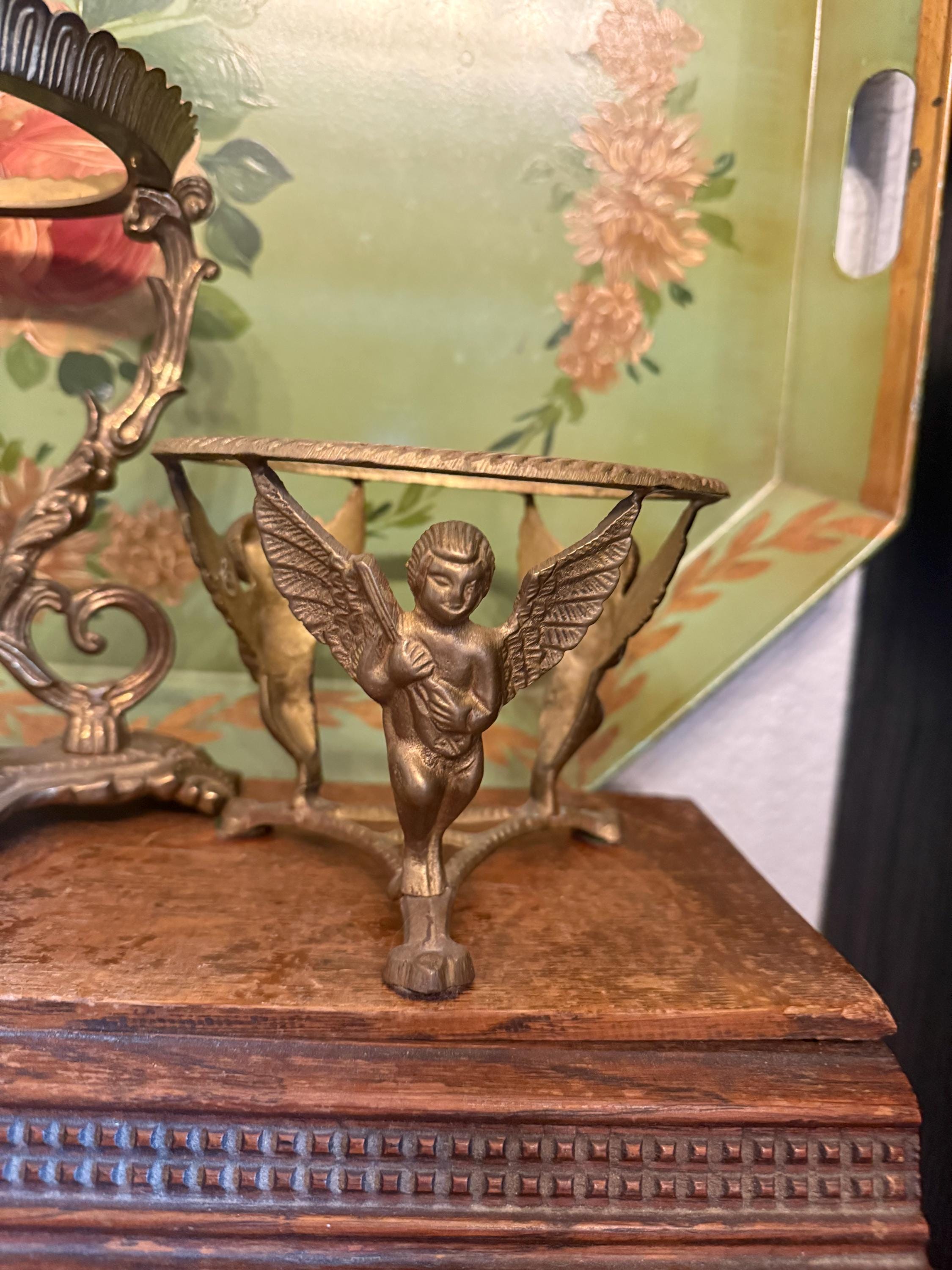 Brass Angel Design Bowl Stand