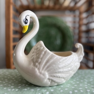 Swan Planter