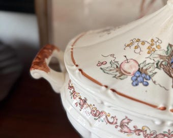 Vintage Porcelain Soup Tureen W/spoon/ Japan - Etsy