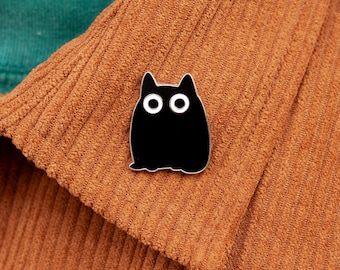 Round Black Cat Pin