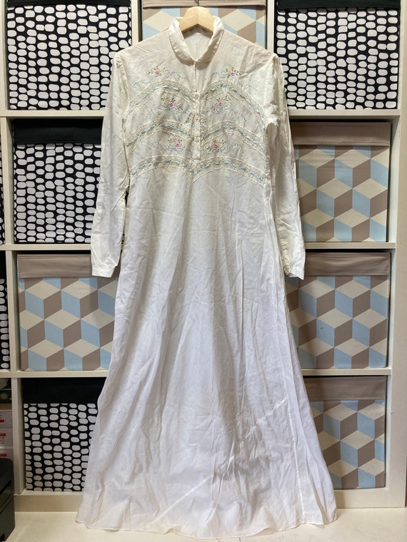 Hand Embroidered cotton dress long sleeve maxi len