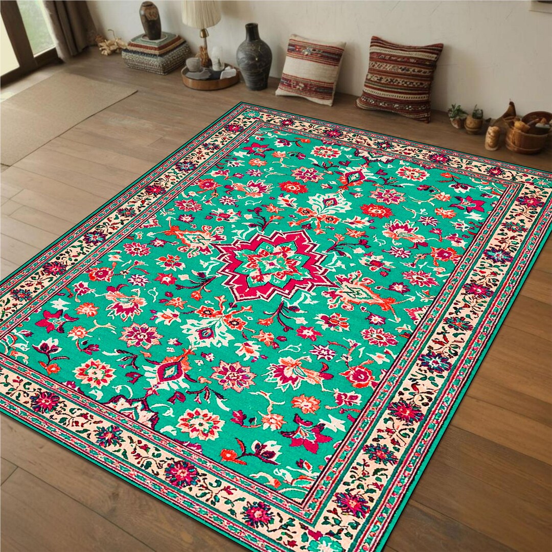 Traditional Floral Rug, Bold Design With Red and Green Tones for Home ...