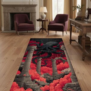 Op de afbeelding: Een rechthoekig vloerkleed met een donker octopusontwerp met lange tentakels, tegen een rode en zwarte achtergrond met oude zuilen en rode wolken. Een decoratief woonaccessoire.