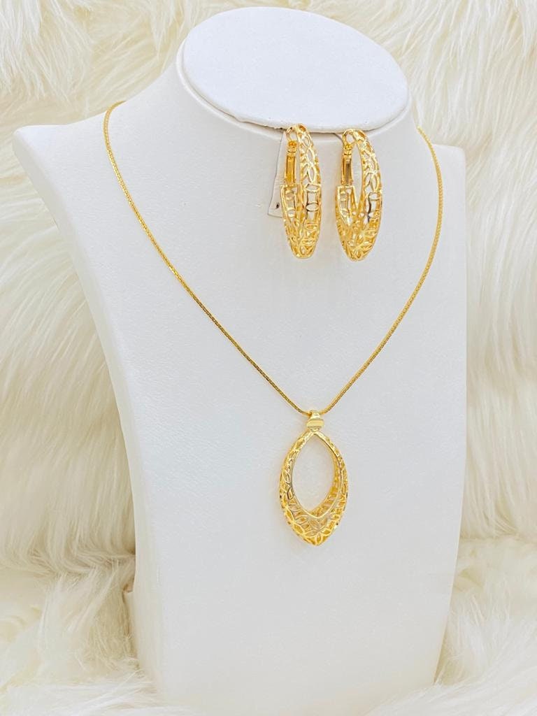 18K Gold Plated Set Necklace & Earrings - Etsy