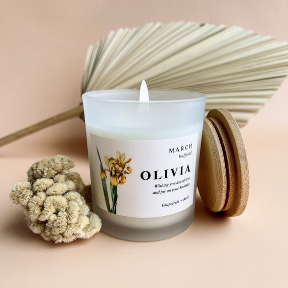 Personalized March Birth Flower Candle, Birth Month Candle, Daffodil, Best Friend Birthday, Cut Candle, Happy Birthday Name