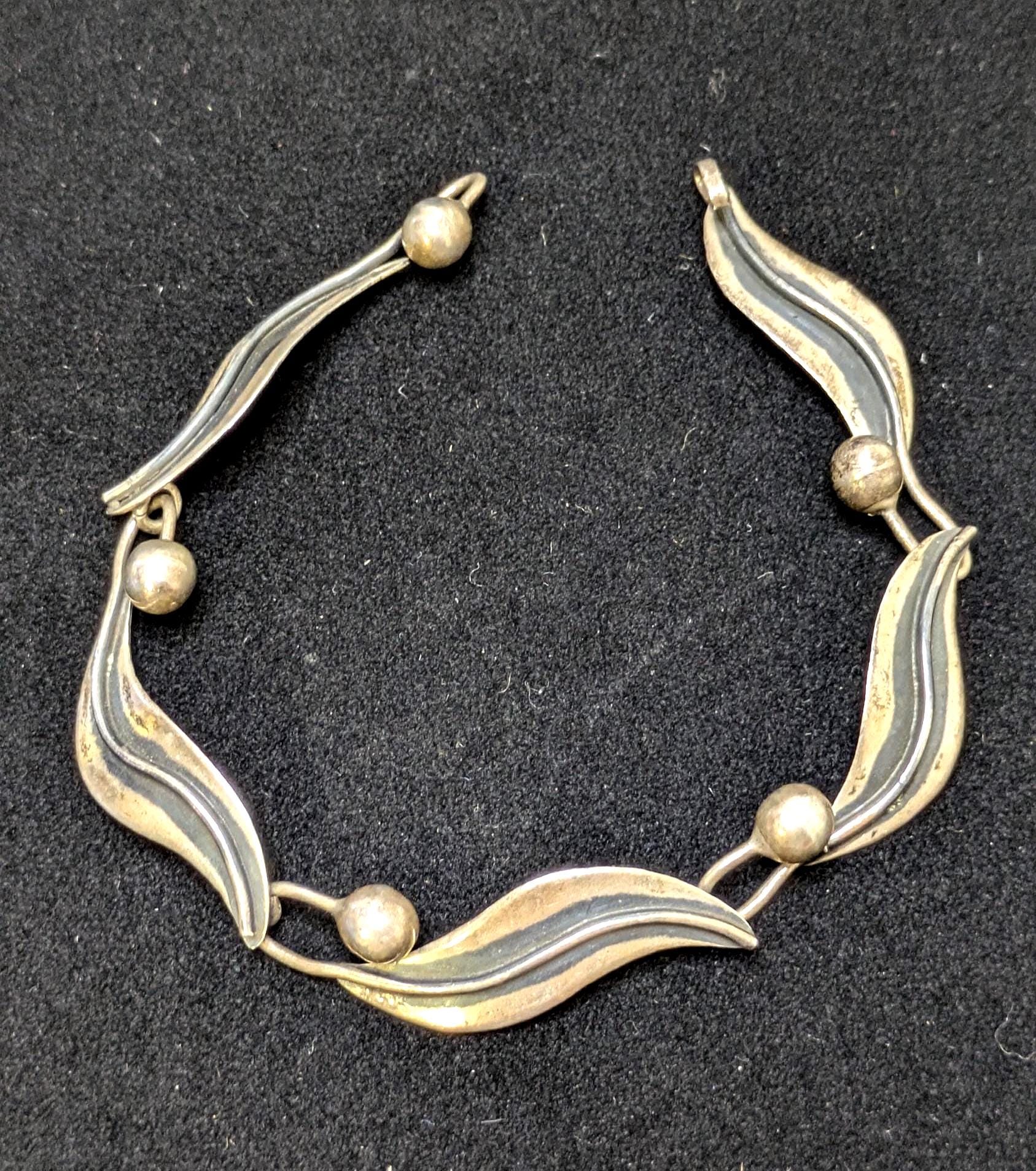 アクセサリー Vintage Italy Sterling Wave Bracelet Vintage Sterling Silver Wave Bracelet: Mid-century Modern Beaded