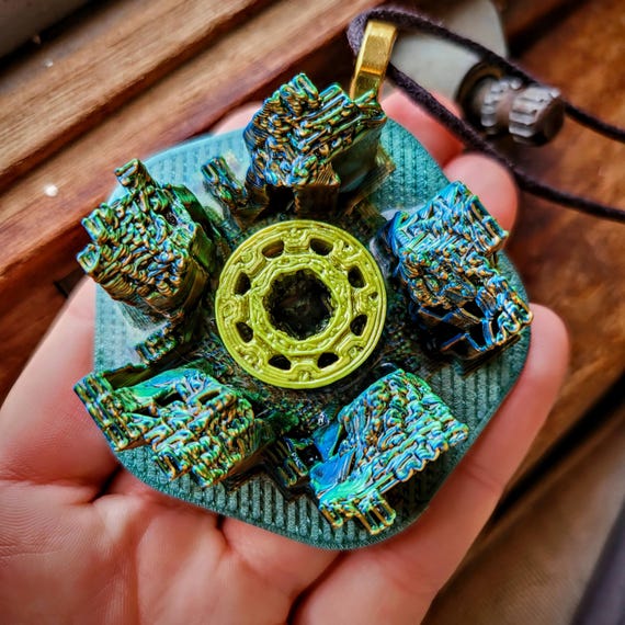 Green Color Changing 3D Printed Glitch Art Pendant Necklace