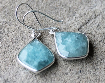Natural blue Aquamarine Gemstone Earrings - Rhombus Teardrop Shape - 925 Sterling Silver