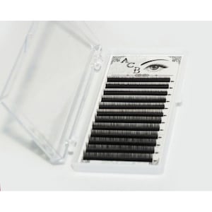 Bottom Lashes Curl B - 0,10 Handmade, High Quality Korean synthetic PBT material, with a natural look.