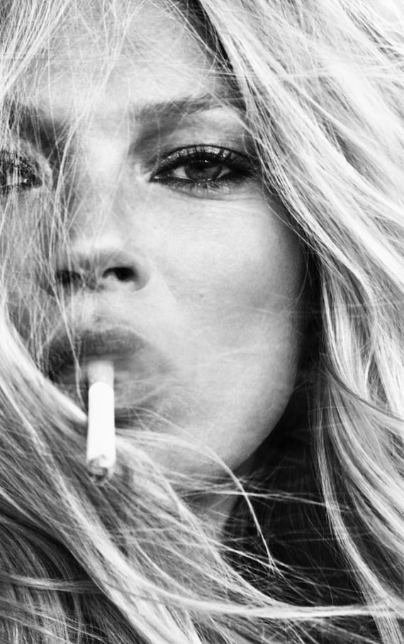 Kate Moss Smoking Poster | Fashion Icon Print (digital Download)