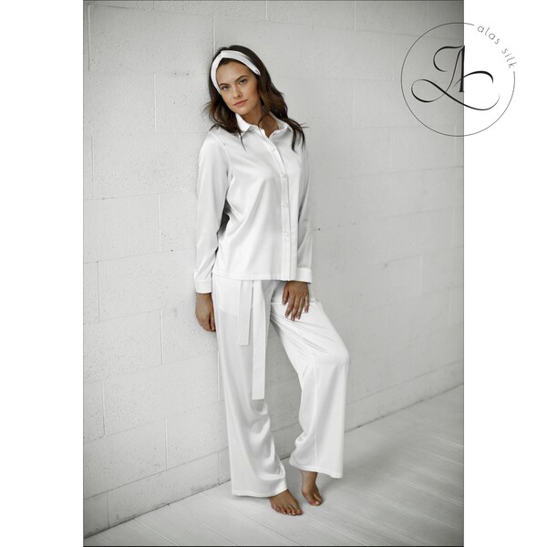 White Bridal Pajama Set Etsy