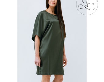 Casual Oversized Silk Dress "Juno" - Emerald Green Tunic Style, Mulberry Silk Dress, Natural silk dress, Cute home outfit