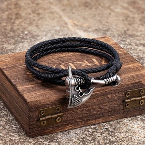 Viking Axe Bracelet with Valknut Engraving, Leather Braided Wrap Bracelet, Medieval Cosplay, Norse Accessory