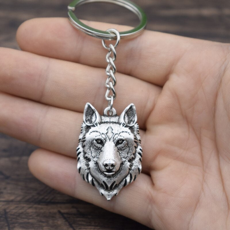 Qepwscx Wolf Key Chain Plateau Wolf Keychains for Men,Cute Car Keychain for Wallet Purses Backpack Cattle Key Chain Gift, Key Decoration Gift for