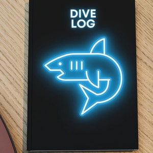 Shark Scuba Diver Logbook - For Women and Men, Scuba Gift