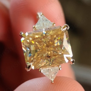 3.50Ct Canary Yellow Moissanite Engagement Ring Yellow Radiant Wedding Diamond Ring 14k Rose Gold Ring Promise Fancy Yellow Diamond Ring