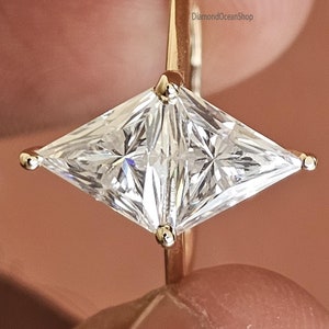 2CT Rhombus Moissanite Engagement Ring, Double Triangle Wedding Ring, Trillion Cut Moissanite Geometrical Ring, Kite Shaped Solitaire Ring