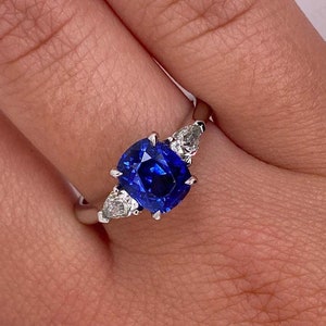Sapphire engagement white gold ring ,Cushion cut blue gemstone ring,gift for mom,September birthstone, promise ring, gemstone jewelry, rings