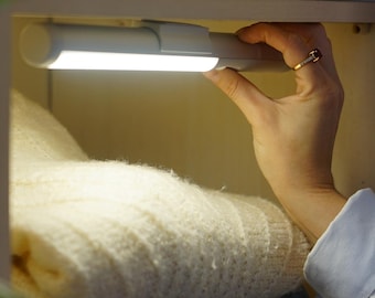 Lampes de penderie à détection de mouvement | Mode de vie momo