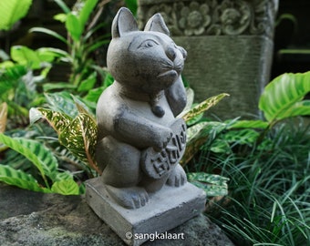 Maneki Neko Sculpture, Good Luck, Cat Lover, Concrete Statue, Handmade, Hand Carved, Housewarming, Garden Decor, Home Decor, Gifts