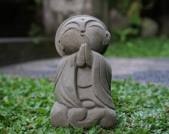 Escultura de piedra Jizo de 20 cm, estatua de piedra, tallado en piedra, hecho a mano, decoración de jardín, exterior, decoración del hogar, regalo de Navidad