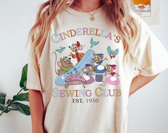 Camiseta del Club de Costura de Cenicienta (Est. 1950), Camiseta de la Princesa Cenicienta, Camiseta de Disney Girl Trip, Gus Gus Cenicienta, Camiseta Disney Comfort Color