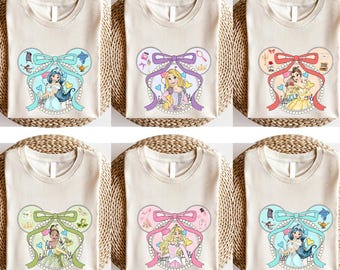 Camiseta con lazo de princesas Disney, camiseta con Jasmine, Bella, Rapunzel, Tiana y Aurora, camiseta con viaje de princesas Disney, camiseta con vacaciones de princesas Disney