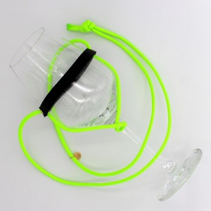 HängOver wine glass holder - poison green (neon)