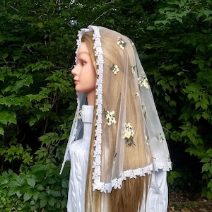 St. Margaret Veil, half-circle, white chapel veil