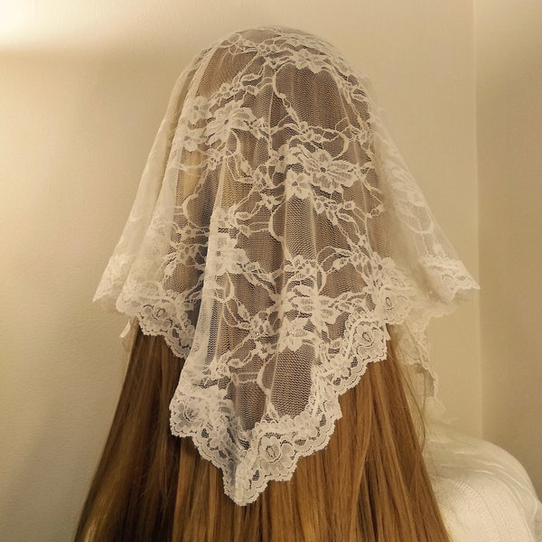 St. Angela Chapel Veil, ivory triangular, chapel veil/mantilla