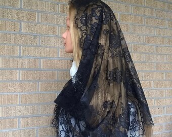 St. Zita Veil, black wrap/rectangular veil